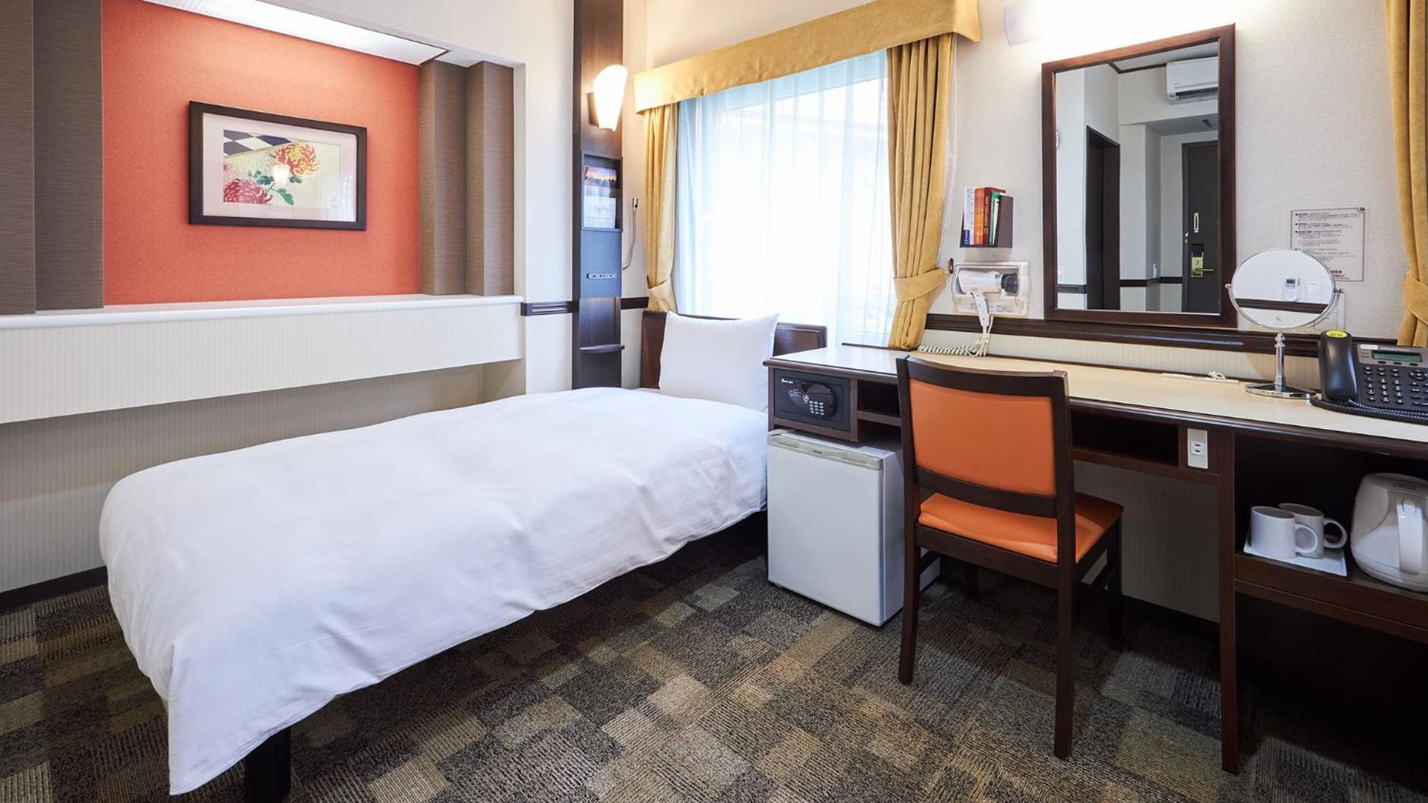 Toyoko Inn Tsu Eki Nishi Guchi Pokoj fotografie